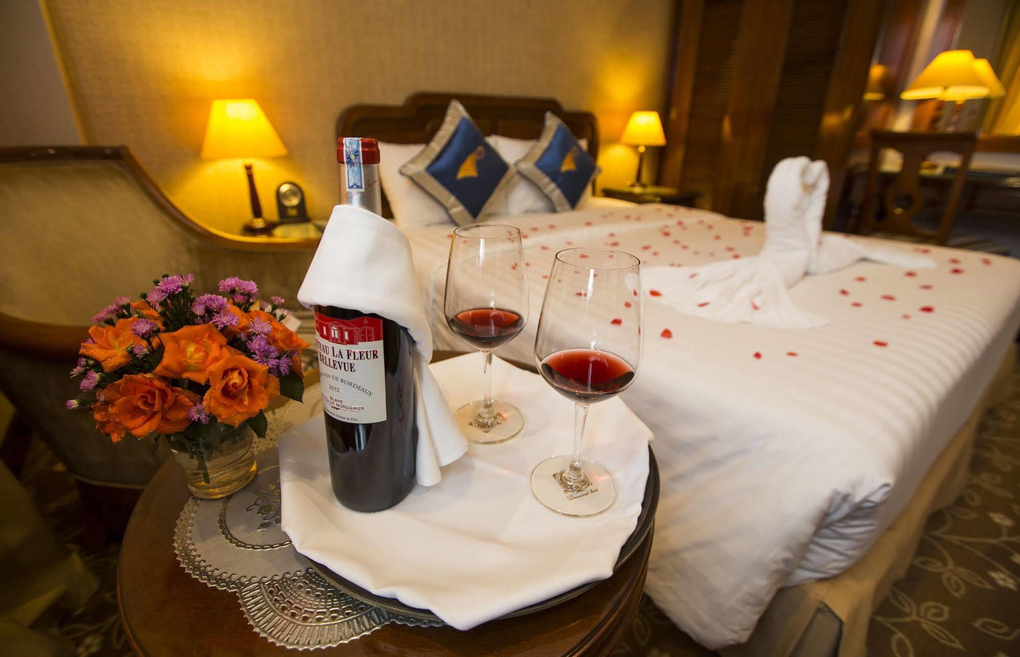 Adamas Hanoi Hotel Экстерьер фото