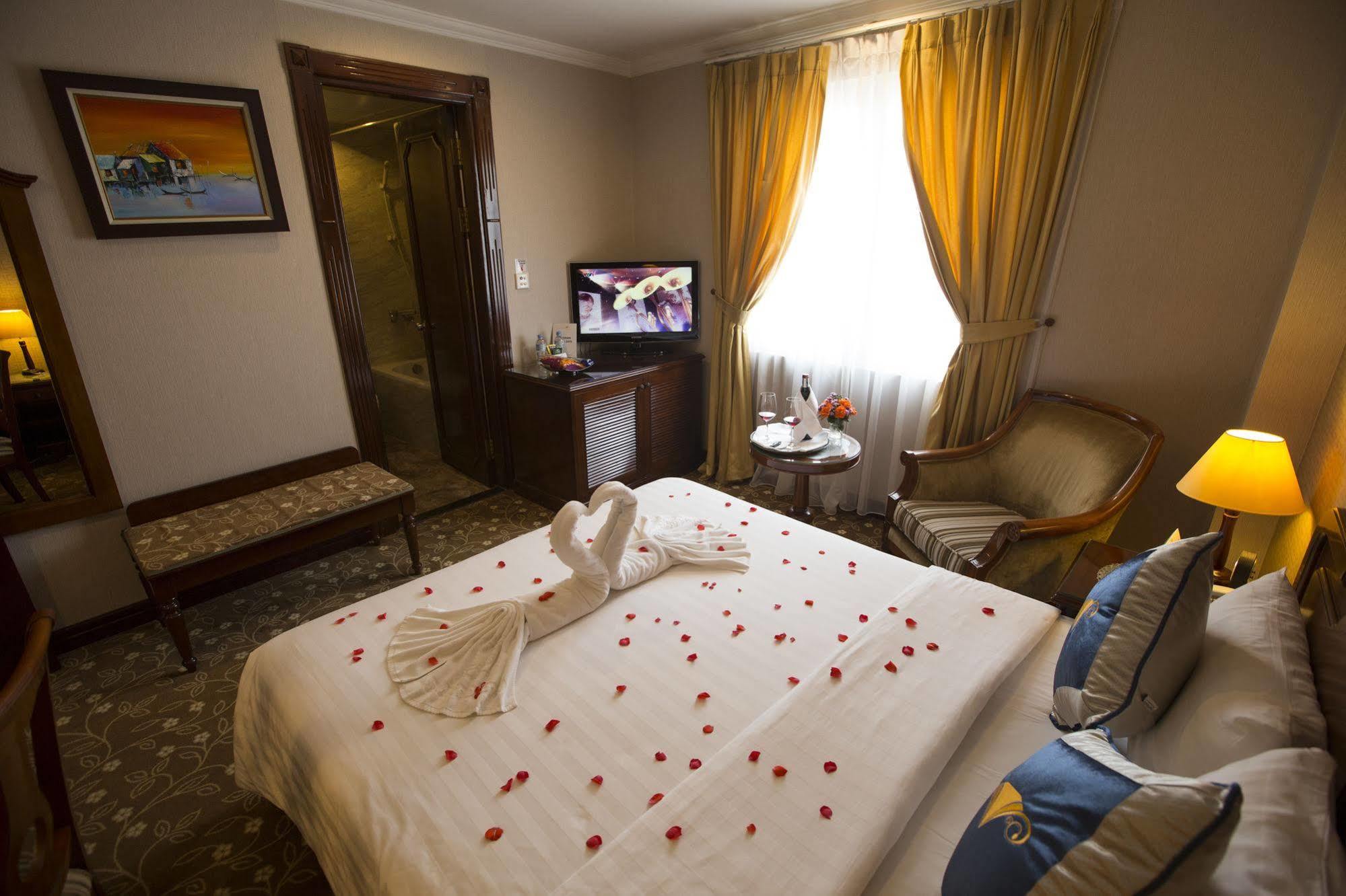 Adamas Hanoi Hotel Экстерьер фото